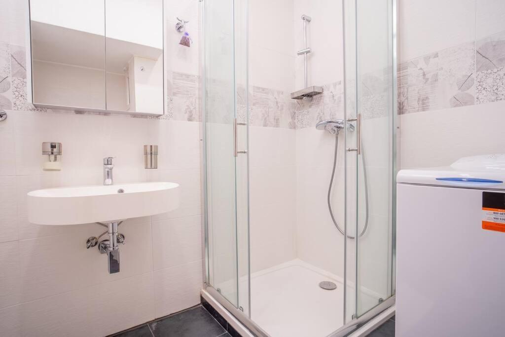 Sukromny Staromestsky Apartman V Uzasnej Lokalite/Cozy Old-Town Apartment In A Great Neighborhood Братислава Экстерьер фото
